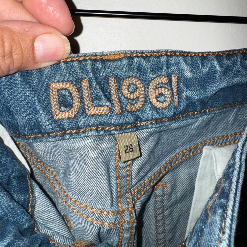 DL1961 Women's Distressed Nolita Slouchy Slim Jeans 28‎ - Picture 2 of 12